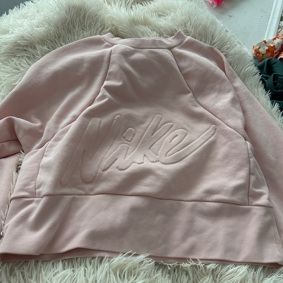 Lululemon, Nike, Gymshark - Picture 7 of 16